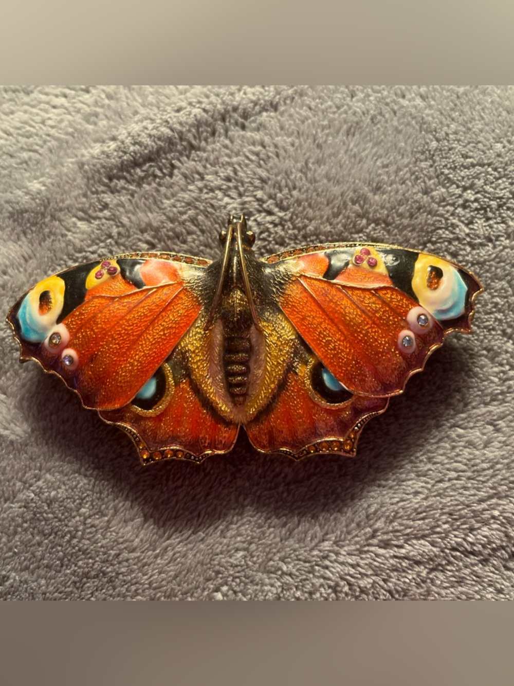 Gorgeous vintage-style cloisonné enamel peacock butterfly trinket or pill box